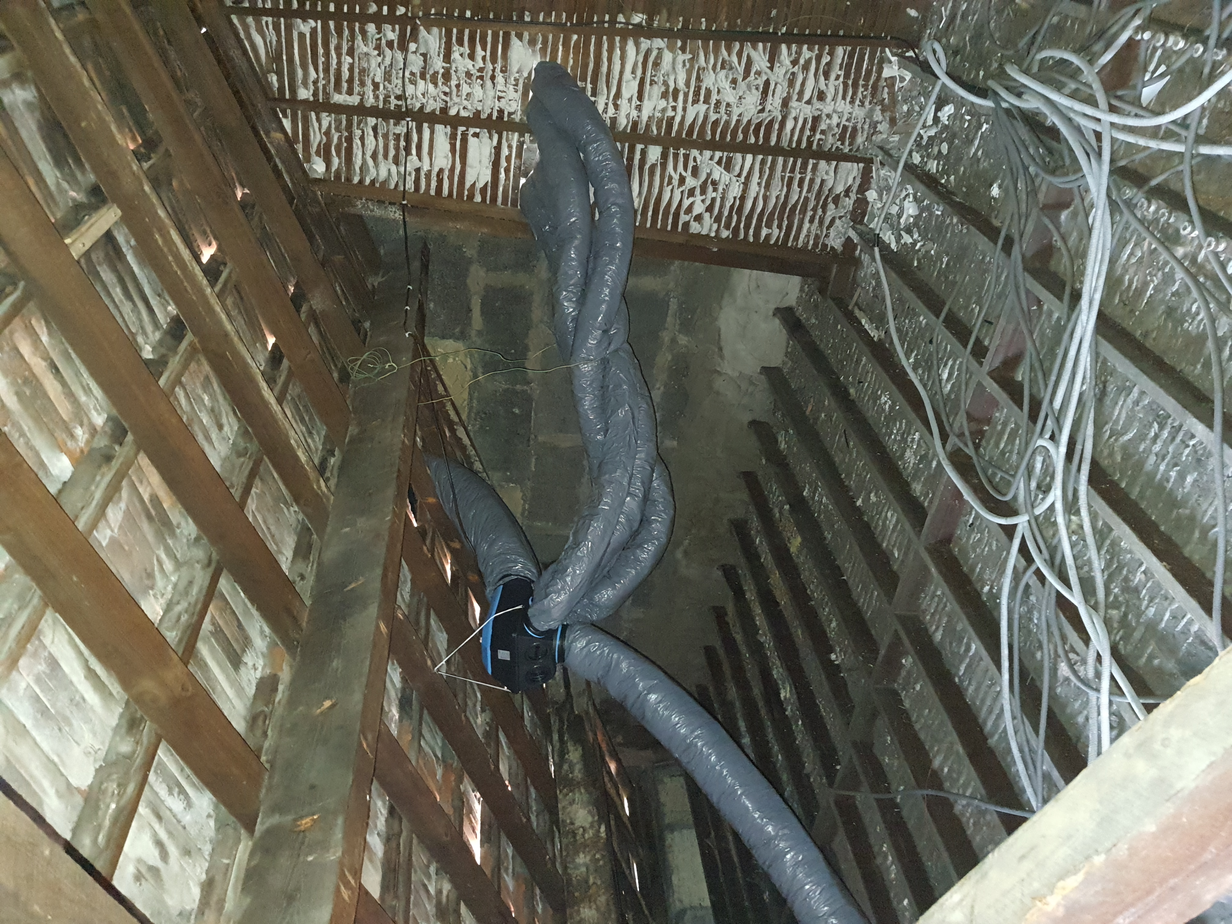 ADB France : installation ventilation à simple flux à Carbon-Blanc près de Bordeaux en Gironde (33) 